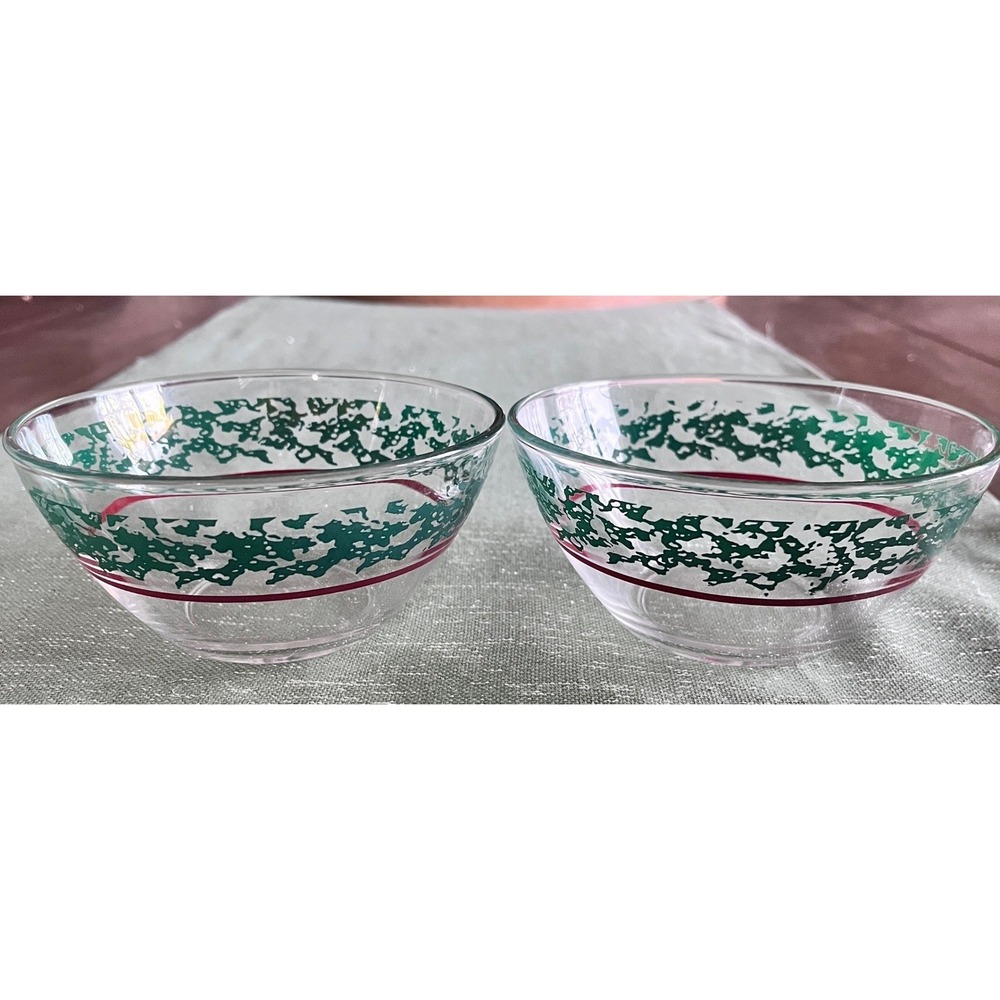 Set of 2 Arcoroc France Glass Bowls Sponge Christmas Holly Berry Design